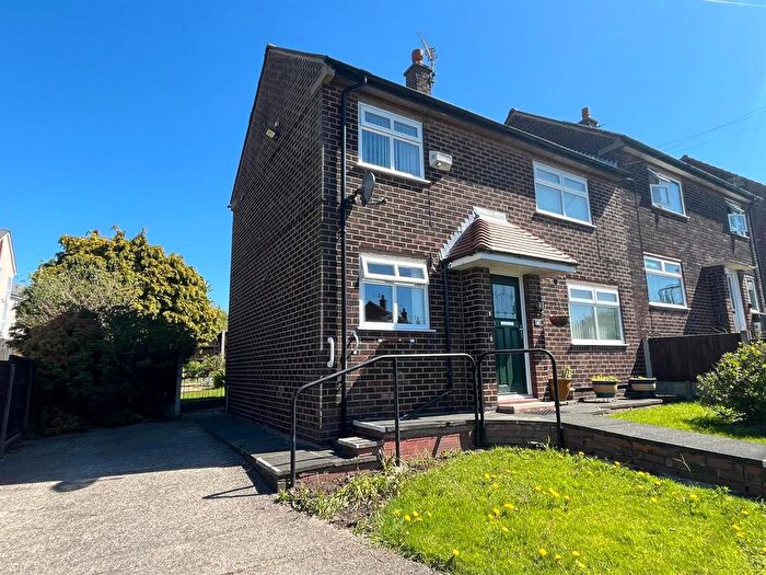 3 Bedroom Semi Detached House For Sale In Lake Road, Stalybridge, SK15