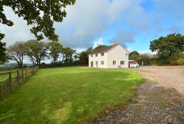 5 Bedroom Detached House To Rent In Cadeleigh, Tiverton, Devon, EX16