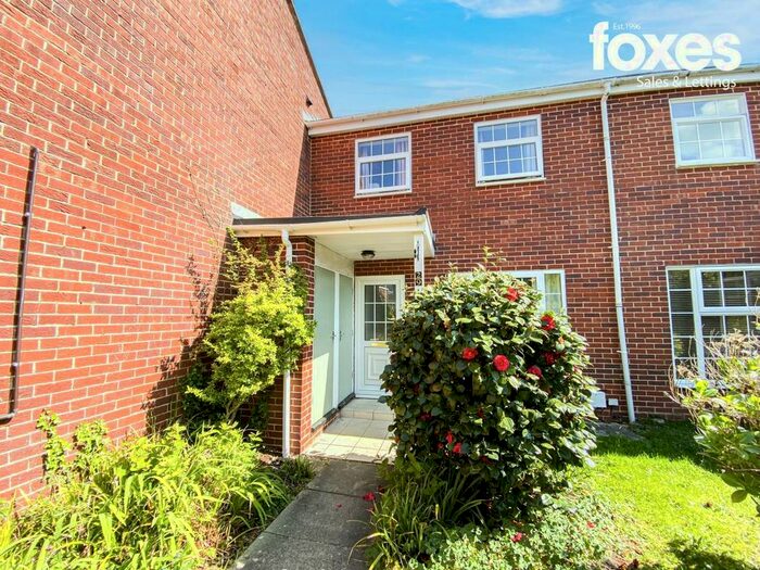 1 Bedroom Property To Rent In Nea Close, Highcliffe, Christchurch, BH23