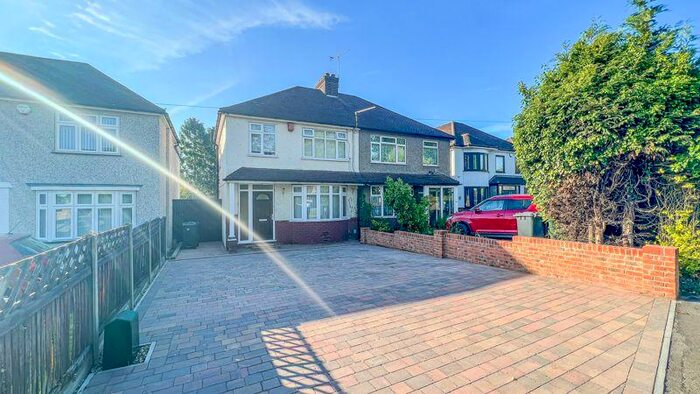 3 Bedroom Semi-Detached House To Rent In Birchwood Road, Wilmington, DA2