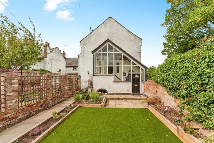 3 Bedroom Semi-Detached House For Sale In Holywell Close, Parkgate, Neston, Cheshire, CH64