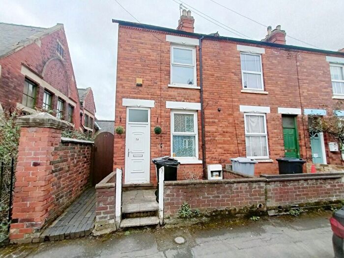 2 Bedroom End Of Terrace House For Sale In Launder Terrace, Grantham, Lincolnshire, NG31