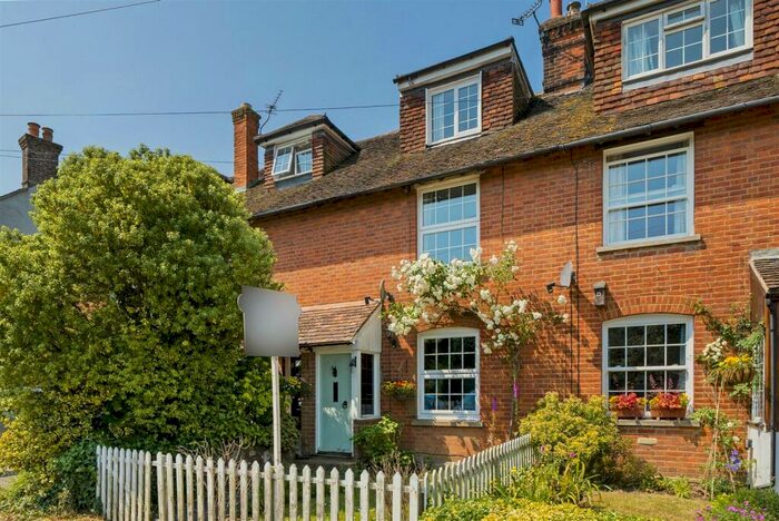 3 Bedroom Cottage For Sale In Dawsons Cottages, The Green, West Farleigh, ME15