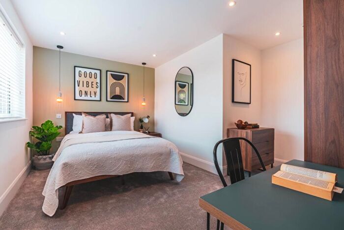 7 Bedroom House To Rent In Southmead Road, Bristol, BS34