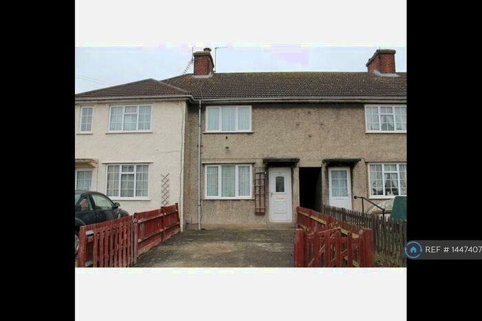 3 Bedroom Terraced House To Rent In Redlands Road, Enfield, EN3