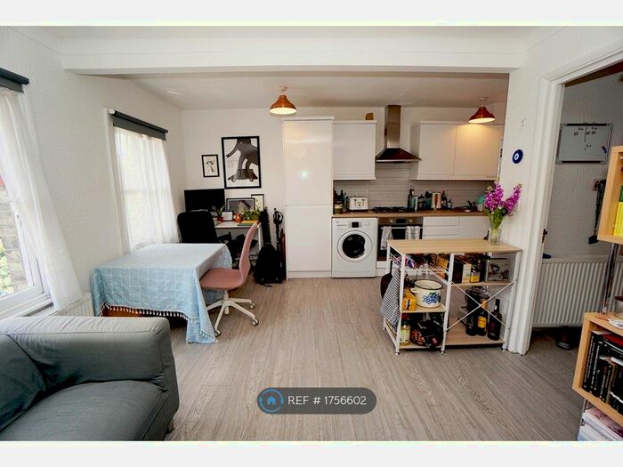 1 Bedroom Flat To Rent In Wray Crescent, London, N4