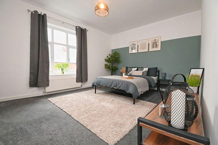 4 Bedroom Terraced House For Sale In Blenheim Road, Barnsley, S70