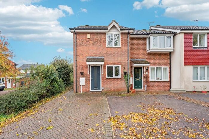 2 Bedroom End Terrace House For Sale In Rivetts Close, Olney, MK46