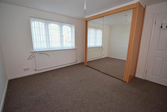 3 Bedroom Semi-Detached House To Rent In Galsworthy Road, South Shields, NE34