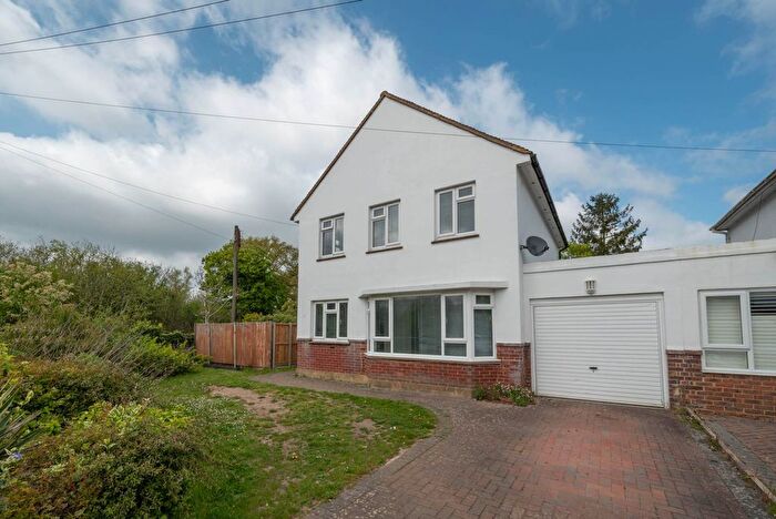 3 Bedroom Detached House For Sale In Garden Close, Rough Common, CT2