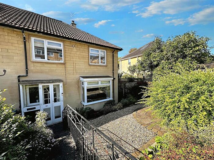3 Bedroom Terraced House For Sale In Lime Grove Gardens, Bath, BA2