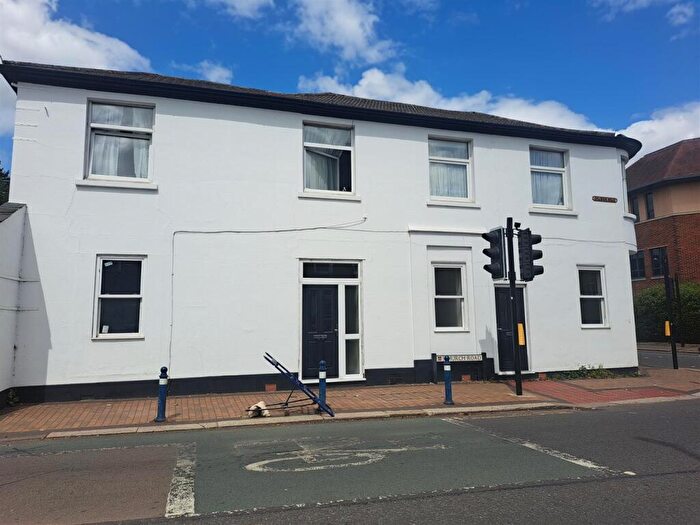1 Bedroom Apartment To Rent In Church Road, Addletone, KT15