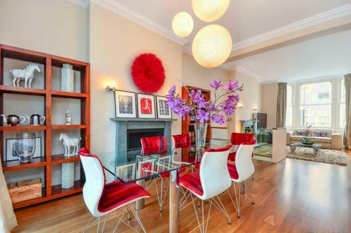 2 Bedroom Apartment To Rent In Coleherne Road, Chelsea, SW10