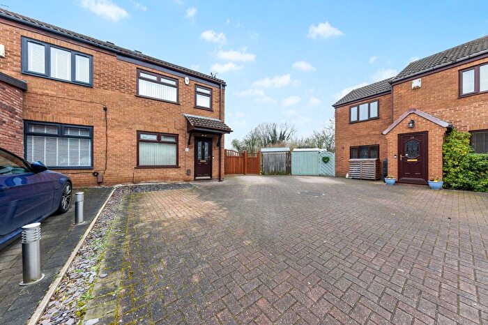 2 Bedroom Semi-Detached House For Sale In Deanwater Close, Birchwood, WA3