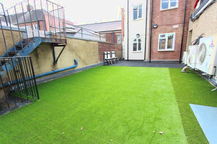 1 Bedroom Apartment To Rent In Chase Side, London, N14