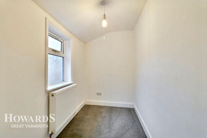 3 Bedroom Terraced House For Sale In St Peters Road, Great Yarmouth, NR30