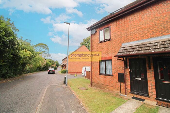 2 Bedroom Property To Rent In The Wickets, Luton, LU2