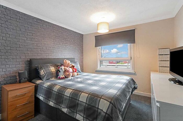 3 Bedroom Terraced House For Sale In North Berwick Crescent, Greenhills, East Kilbride, G75
