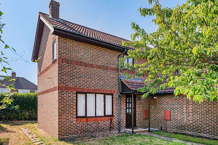 3 Bedroom End Terrace House For Sale In Ravensdale Mews, Worple Road, Staines-Upon-Thames, Surrey, TW18