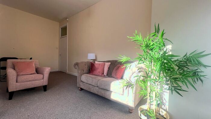 1 Bedroom Flat To Rent In Walter Street, Dennistoun, Glasgow, G31