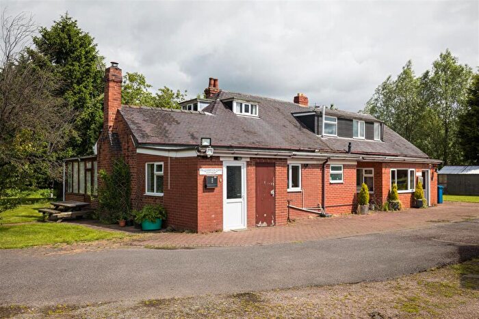 5 Bedroom Smallholding For Sale In Willowbrook Farm, Burton Road, Alrewas, Burton-On-Trent, DE13