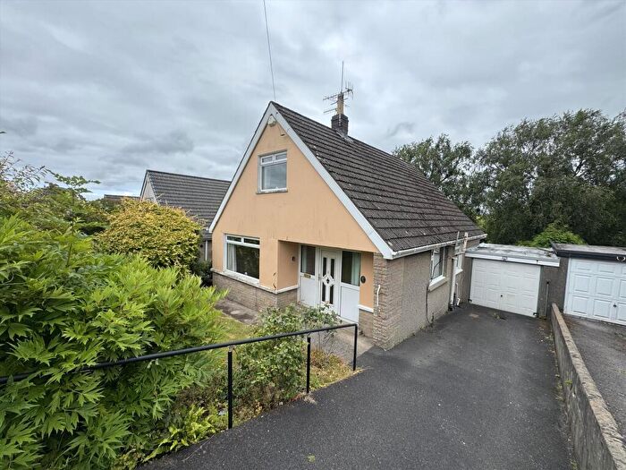 3 Bedroom House For Sale In Moorside Road, Brookhouse, Lancaster, LA2