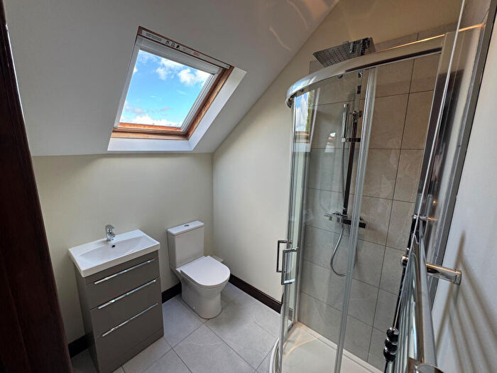 2 Bedroom Barn Conversion To Rent In Wilicote Pastures, CV37