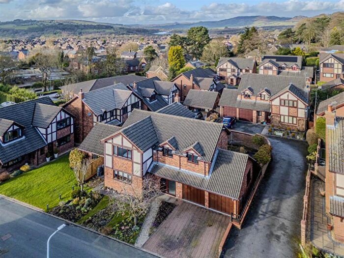 4 Bedroom Detached House For Sale In Ashdale Road, Leek, Staffordshire, ST13