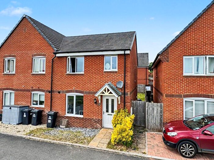 3 Bedroom Semi Detached House For Sale In Gale Way, Tiverton, EX16