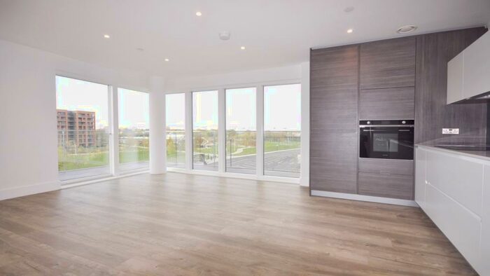 2 Bedroom Flat To Rent In Larkin House, Kidbrooke Village, SE3