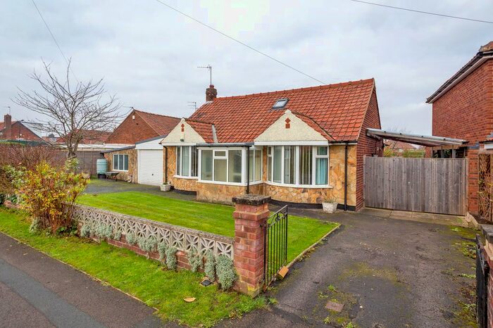 3 Bedroom Detached Bungalow To Rent In Baysdale Avenue, York YO10