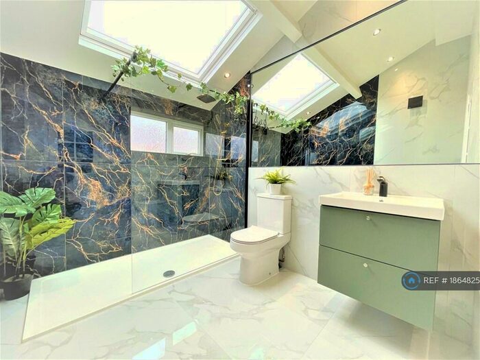 6 Bedroom Terraced House To Rent In Cardigan Terrace, Newcastle Upon Tyne, NE6