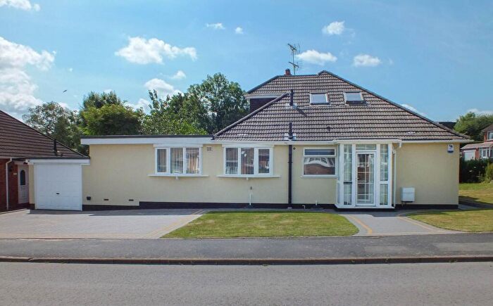 3 Bedroom Semi-Detached Bungalow For Sale In Branden Road, Alvechurch, B48
