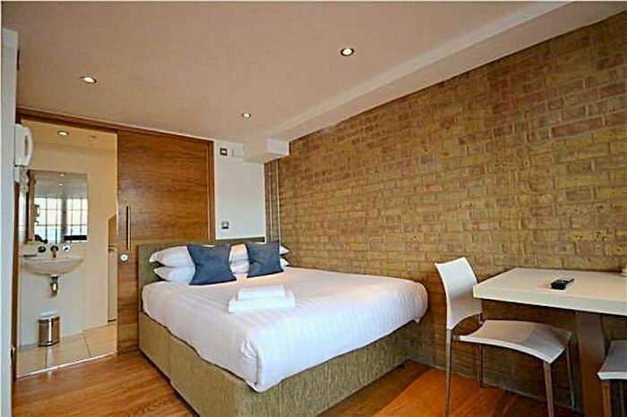 Studio To Rent In Tower Bridge Road, London, SE1