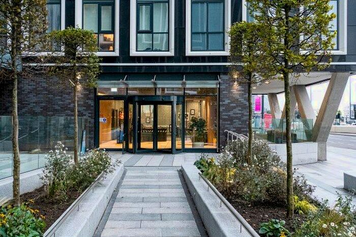 2 Bedroom Flat To Rent In Strand Street, Liverpool, L1