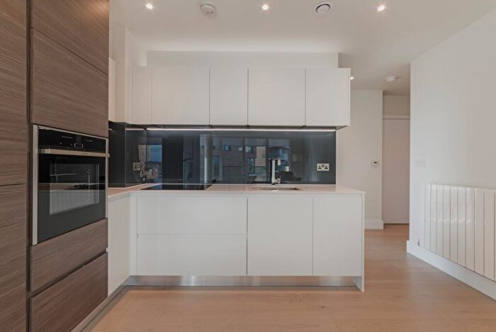 1 Bedroom Flat To Rent In Patterson Tower, Kidbrooke Road, Kidbrooke, London, SE3