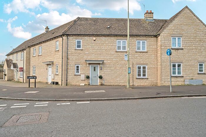 3 Bedroom Terraced House For Sale In Harvest Way, Witney, OX28