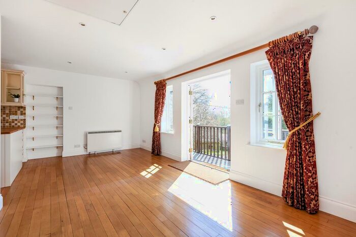 1 Bedroom Apartment To Rent In Mill Road, Nettlebed, RG9