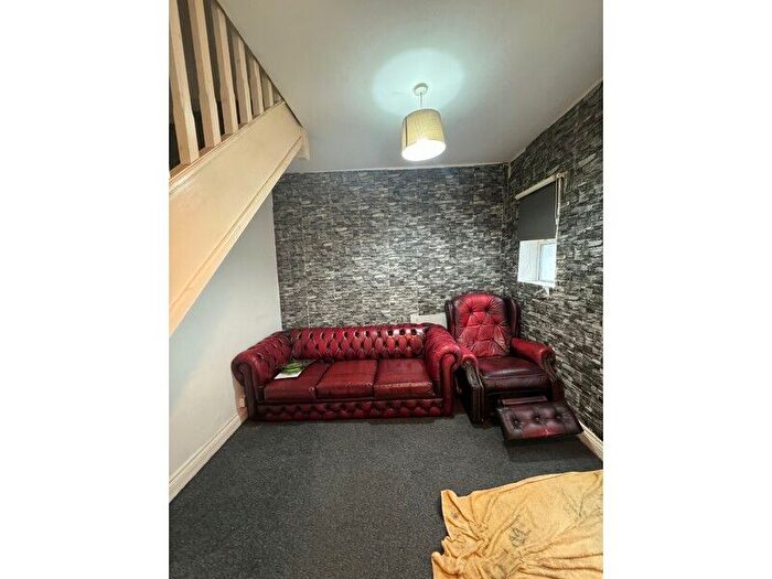 1 Bedroom Flat To Rent In Cowbridge Road, Cardiff, CF5