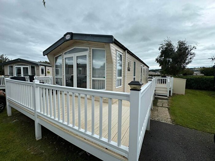 3 Bedroom Semi-Detached House For Sale In Prestatyn, Gronant, Prestatyn, LL19