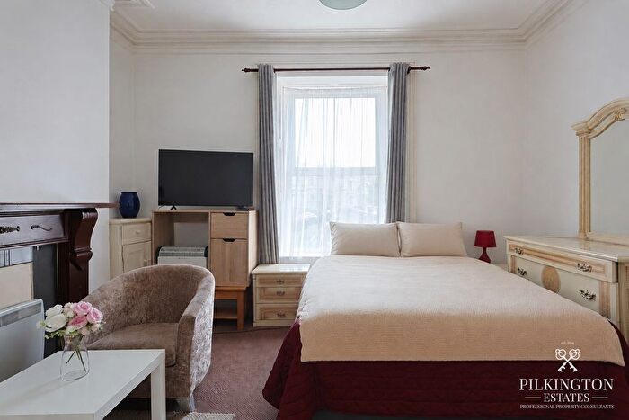 1 Bedroom Studio For Sale In Molesworth Road, Stoke, Plymouth, Devon, PL1