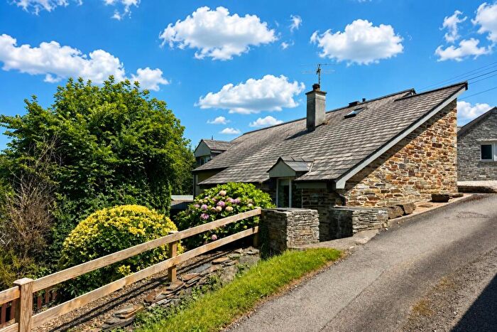3 Bedroom Detached House For Sale In Avallen, Little Petherick, PL27