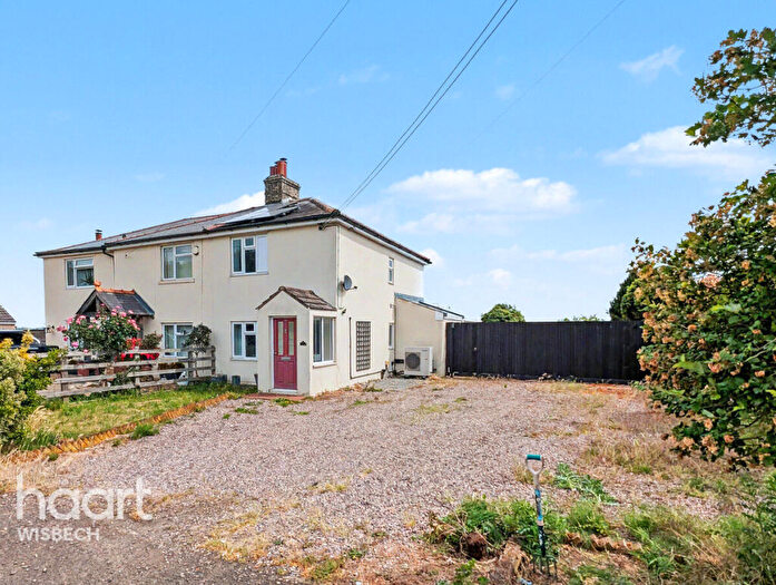 2 Bedroom Semi Detached House For Sale In Wisbech Road, Welney, PE14