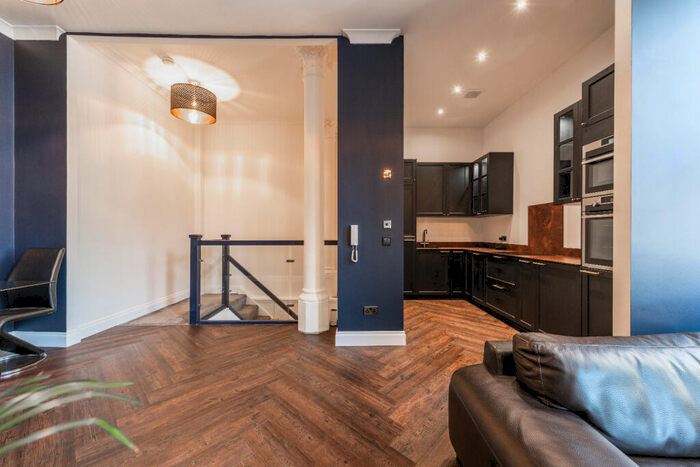 2 Bedroom Duplex To Rent In Maritime Chambers, Canute Road, Southampton, SO14