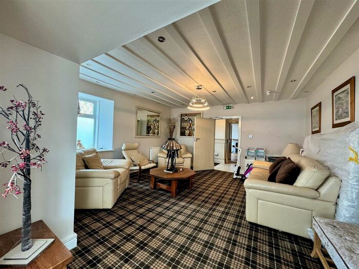 8 Bedroom Property For Sale In Darvel, KA17