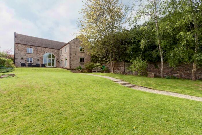 3 Bedroom Detached House For Sale In Matlock Road, Walton, Chesterfield, S42