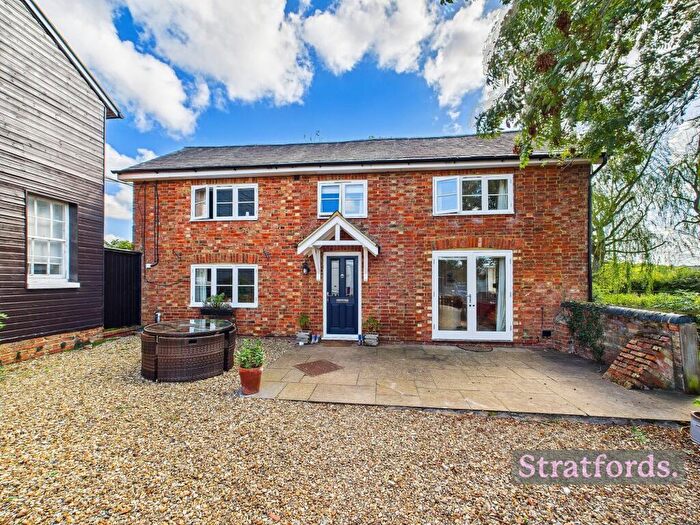 2 Bedroom Cottage To Rent In Great Brickhill, Milton Keynes, MK17