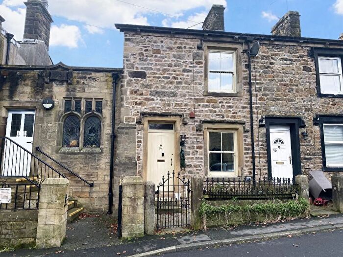2 Bedroom Cottage To Rent In The Square, Waddington, BB7