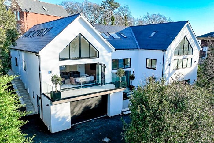 5 Bedroom Detached House For Sale In Brynfield Road, Langland, Swansea, SA3