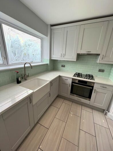 3 Bedroom Semi-Detached House To Rent In Almond Road, Cantley, Doncaster, DN4